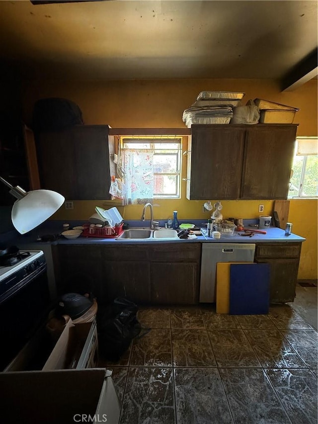 2722 S La Salle Ave, Los Angeles, CA 90018 - photo 14
