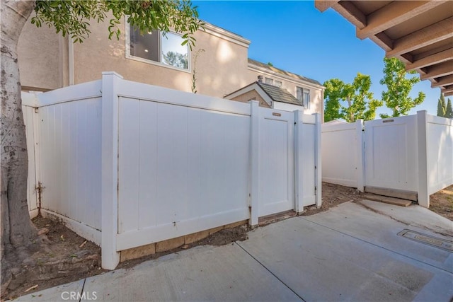 3 Albany Unit 61, Irvine, CA 92604 - view of patio / terrace with a gate