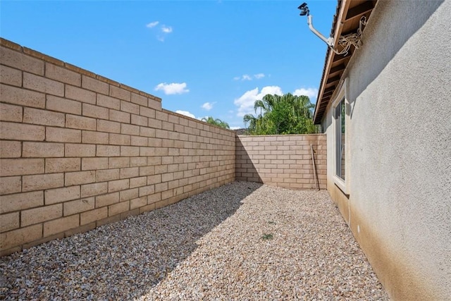 23317 Badger Creek Ln, Menifee, CA 92587 - view of fenced backyard