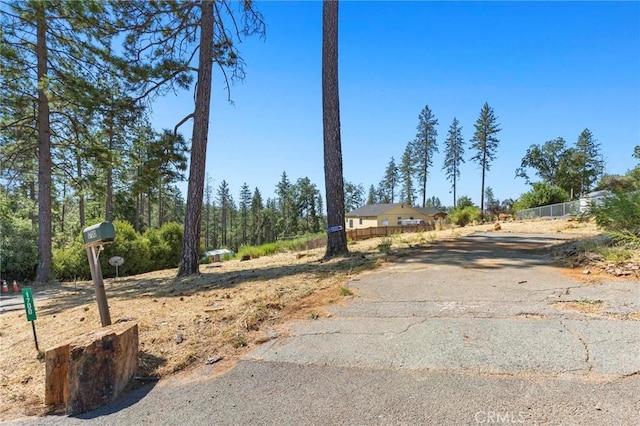 1700 Bandtail Ln, Paradise, CA 95969