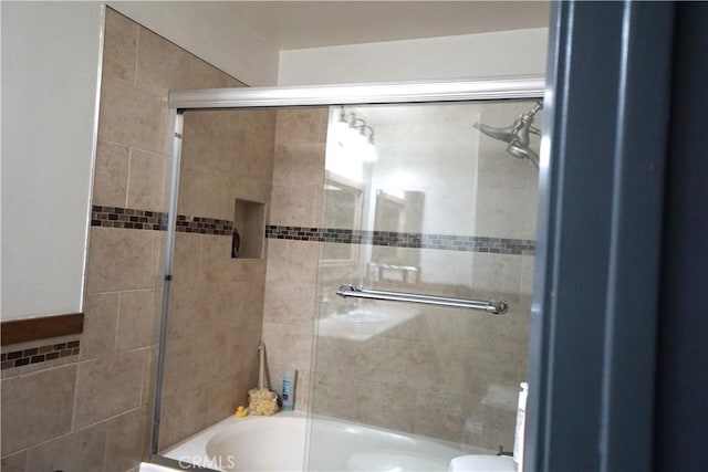 18347 Saticoy St Unit 33, Reseda, CA 91335 - full bathroom with enclosed tub / shower combo