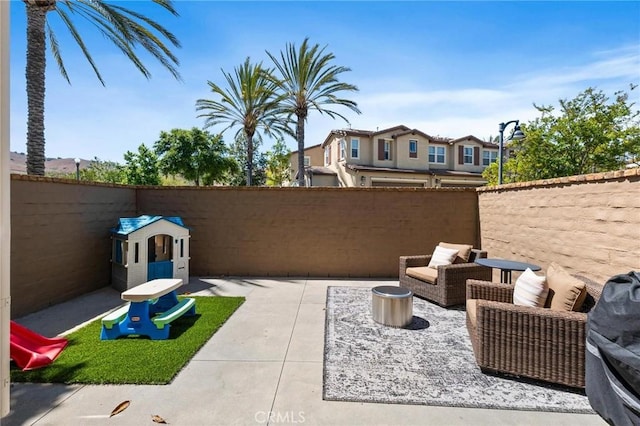 5 Zacate St, Rancho Mission Viejo, CA 92694 - view of patio featuring a residential view
