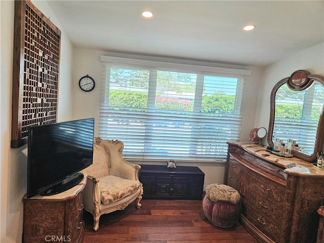 1402 Golden Rain Rd Unit 55G, Seal Beach, CA 90740 - sitting room featuring wood finished floors and recessed lighting
