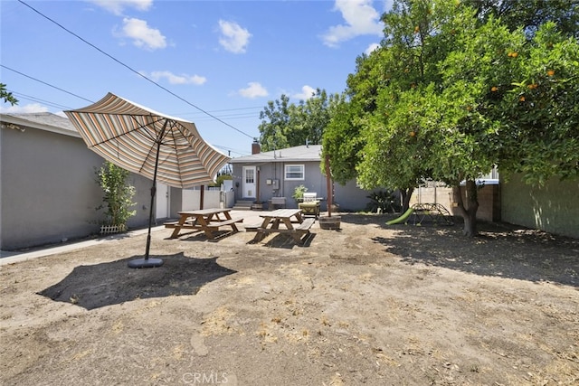 2184 S Towne Ave, Pomona, CA 91766 - view of yard
