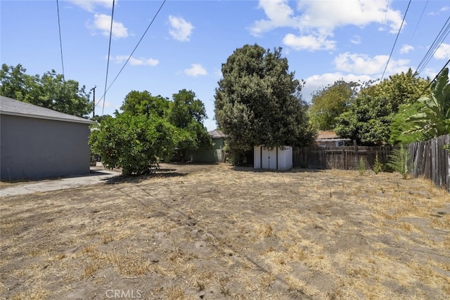 2184 S Towne Ave, Pomona, CA 91766 - view of yard featuring a shed
