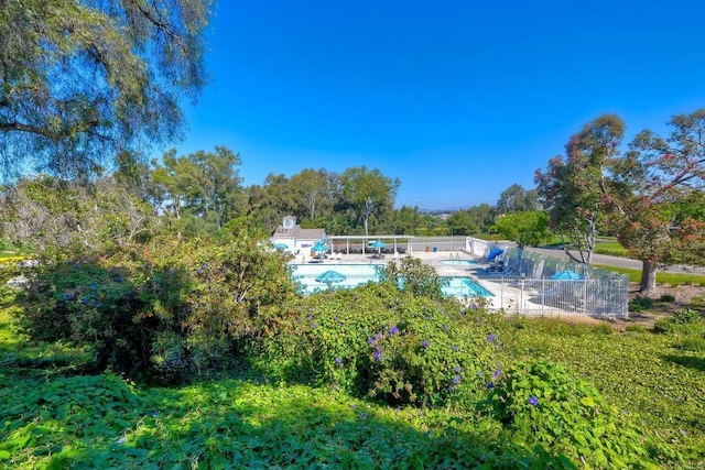 635 Boysenberry Way, Oceanside, CA 92057 - view of community pool