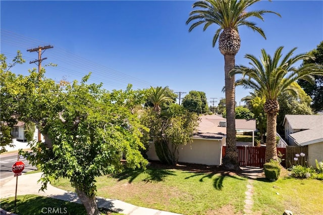 10345 Encino Ave, Granada Hills, CA 91344 - view of yard