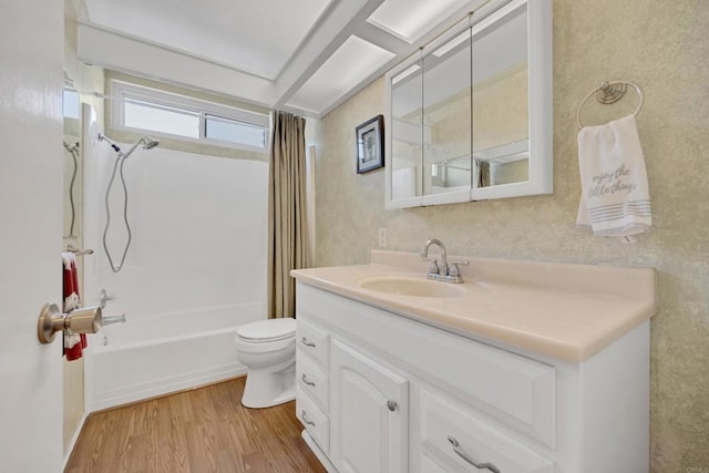 6820 Hyde Park Dr Unit A, San Diego, CA 92119 - bathroom with vanity, shower / tub combo, and wood finished floors