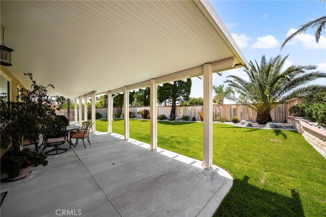 14067 Glendale Ct, Rancho Cucamonga, CA 91739 - fenced backyard featuring a patio area and outdoor dining area