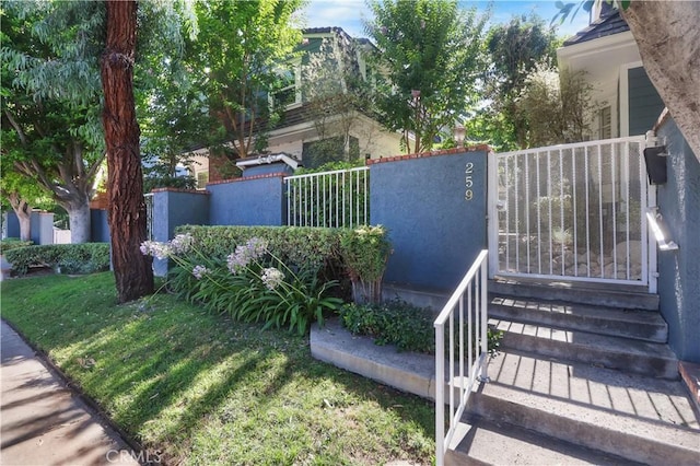259 N Holliston Ave Unit 1, Pasadena, CA 91106 - view of gate