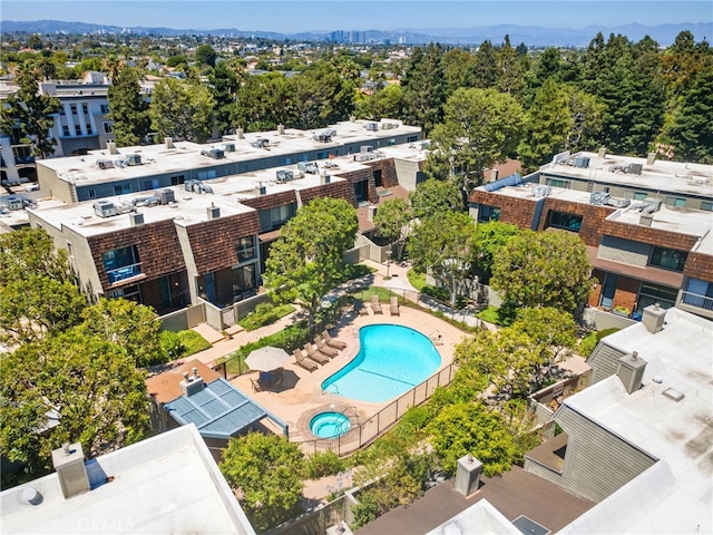 4320 Glencoe Ave Unit 2, Marina Del Rey, CA 90292 - bird's eye view of a pool area