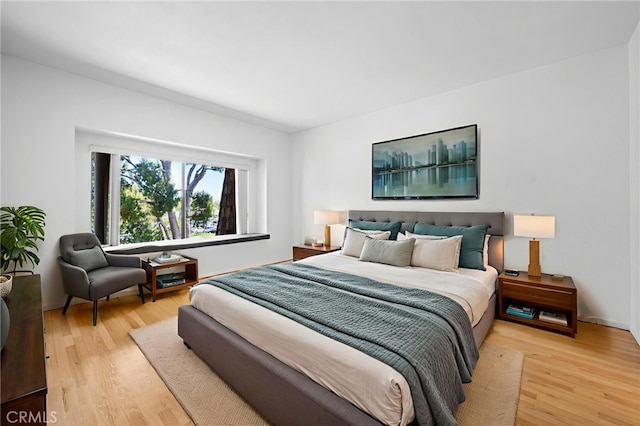 4320 Glencoe Ave Unit 2, Marina Del Rey, CA 90292 - bedroom featuring light wood-type flooring