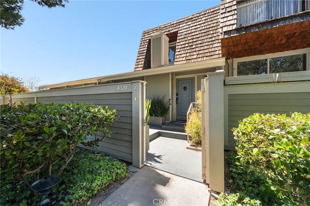 4320 Glencoe Ave Unit 2, Marina Del Rey, CA 90292 - doorway to property