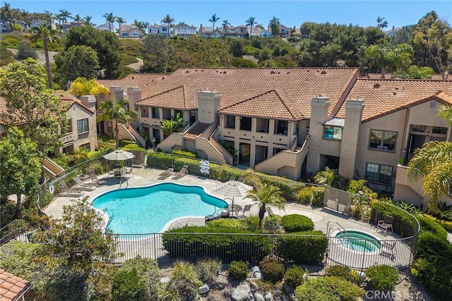 1068 Calle Del Cerro Unit 1521, San Clemente, CA 92672 - community pool with a patio and a residential view