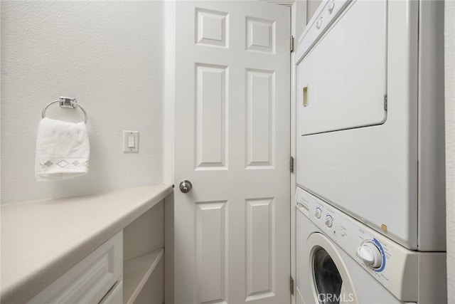 1068 Calle Del Cerro Unit 1521, San Clemente, CA 92672 - laundry room featuring stacked washer and clothes dryer