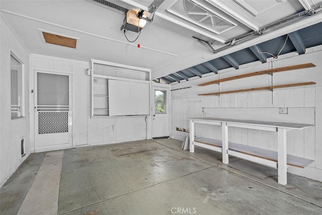 28980 Del Monte Dr, Menifee, CA 92586 - garage featuring a garage door opener