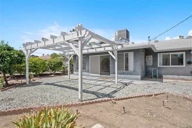 28980 Del Monte Dr, Menifee, CA 92586 - rear view of house featuring a pergola and a patio area