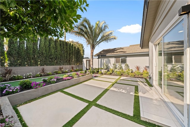 553 Sturgeon Dr, Costa Mesa, CA 92626 - photo 7