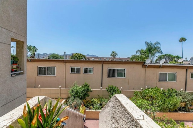 116 W Maple St Unit 25, Glendale, CA 91204 - view of side of home featuring stucco siding