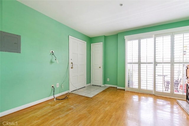 116 W Maple St Unit 25, Glendale, CA 91204 - entryway featuring electric panel and wood finished floors