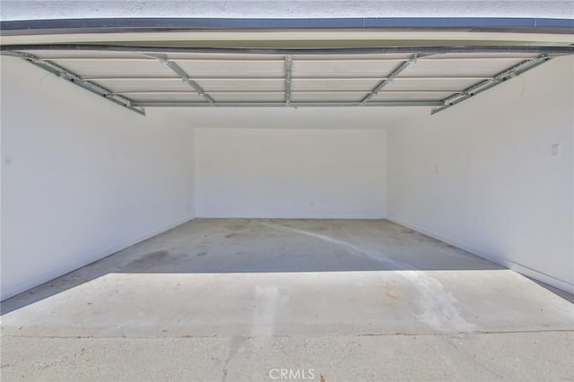 1026 W 109th St, Los Angeles, CA 90044 - view of garage
