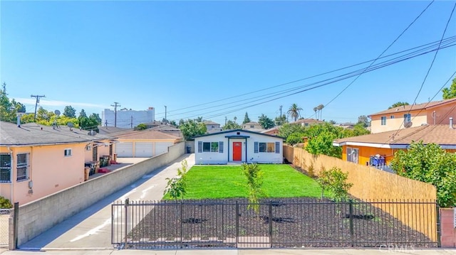 1026 W 109th St, Los Angeles, CA 90044 - view of front of property featuring a fenced front yard