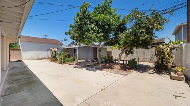 3139 W 152nd Pl, Gardena, CA 90249 - fenced backyard featuring a patio