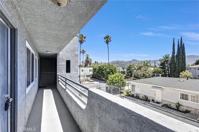 250 W Spazier Ave Unit 209, Burbank, CA 91502 - balcony featuring a mountain view