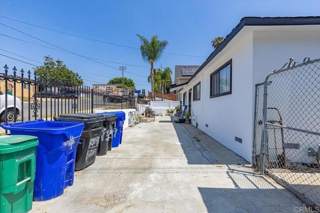 53945 S 36th St, San Diego, CA 92113 - view of patio