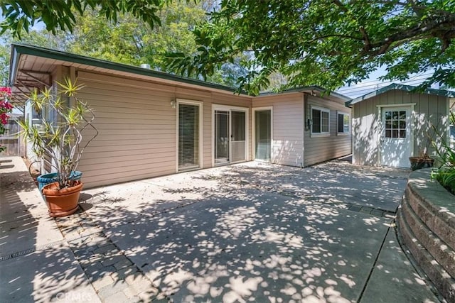 2516 Greta Pl, San Luis Obispo, CA 93401 - view of patio featuring a storage shed