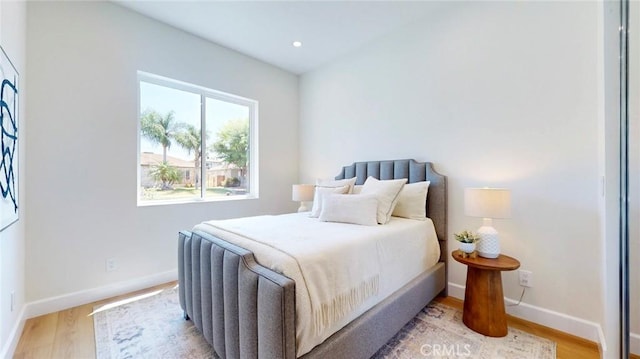 421 N Catalina St, Burbank, CA 91505 - bedroom with light wood finished floors and recessed lighting