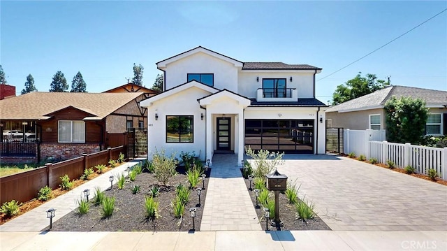421 N Catalina St, Burbank, CA 91505 - modern farmhouse style home featuring decorative driveway, stucco siding, and a garage