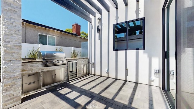 421 N Catalina St, Burbank, CA 91505 - view of patio with area for grilling