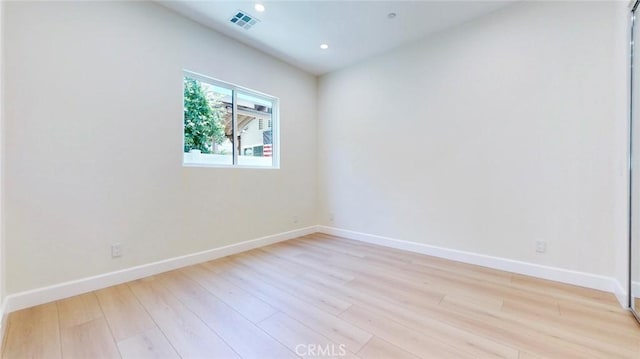 421 N Catalina St, Burbank, CA 91505 - empty room with light wood-type flooring and recessed lighting