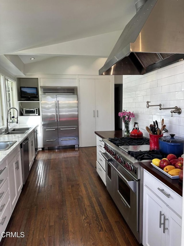 8855 St Ives Dr, Los Angeles, CA 90069 - photo 14