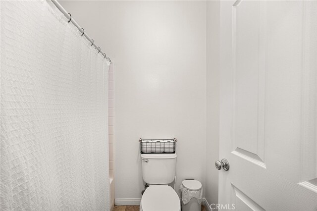 8495 E Preserve Loop, Chino, CA 91708 - full bathroom with toilet and shower / tub combo
