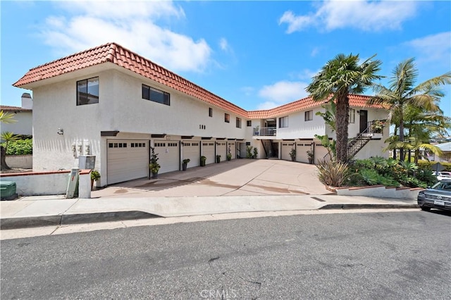 100 Calle Patricia Unit 1A, San Clemente, CA 92672 - view of building exterior with driveway