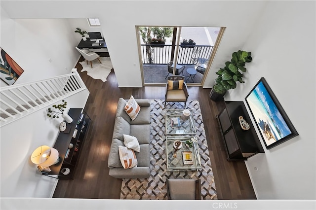 2950 19th St Unit 113, Signal Hill, CA 92707 - living area with wood finished floors