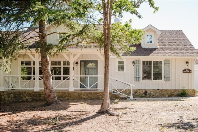 40 Bobcat Springs Rd, Buellton, CA 93427 - view of front of house with a shingled roof