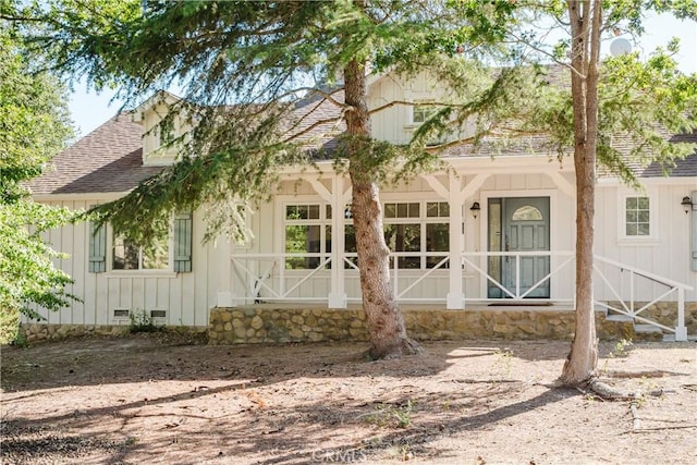 40 Bobcat Springs Rd, Buellton, CA 93427 - rear view of property featuring roof with shingles, board and batten siding, and crawl space
