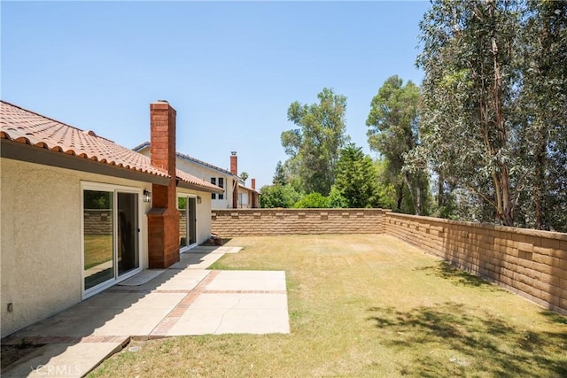 22 Sage Cyn, Pomona, CA 91766 - fenced backyard featuring a patio area