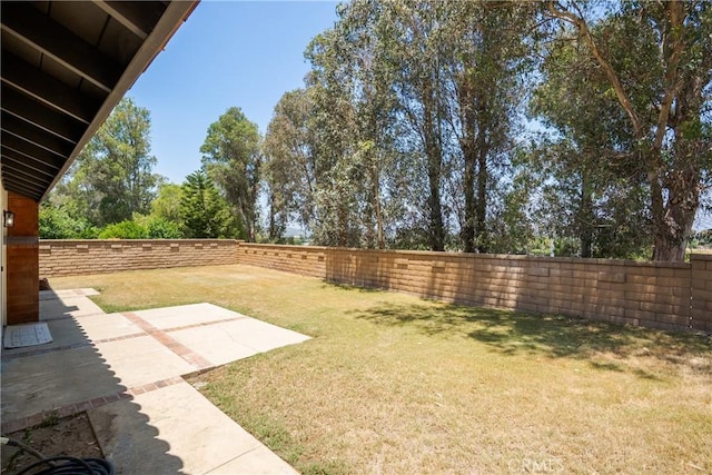 22 Sage Cyn, Pomona, CA 91766 - fenced backyard featuring a patio area