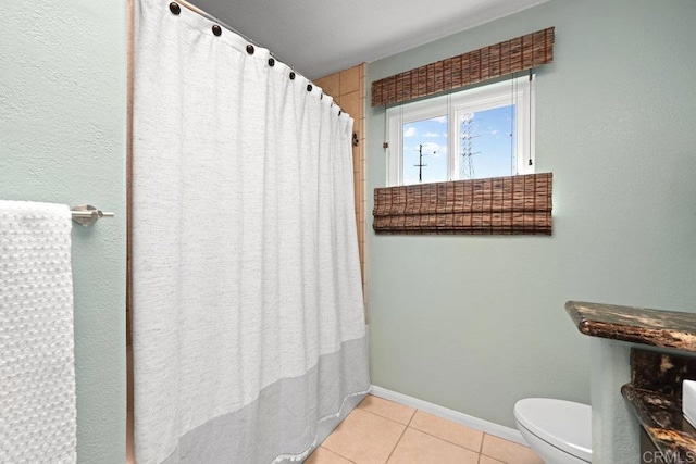 9481 Deanly St, Lakeside, CA 92040 - full bath featuring tile patterned floors and a shower with curtain