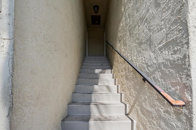 4402 Delta St Unit 23, San Diego, CA 92113 - view of staircase