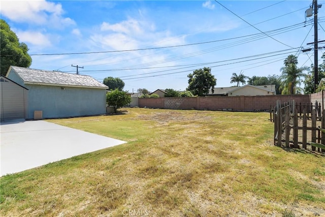 1932 S Orange Ave, West Covina, CA 91790 - view of yard featuring a patio area