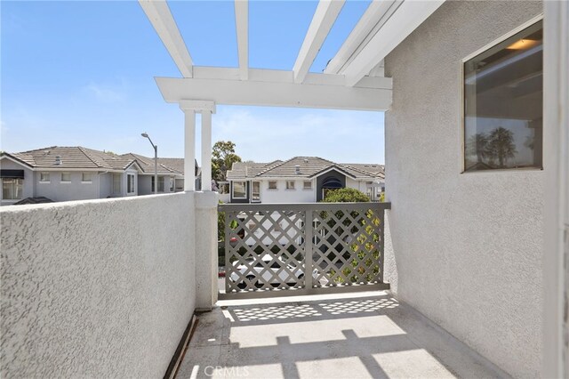 41 Breakers Ln, Aliso Viejo, CA 92656 - balcony featuring a residential view