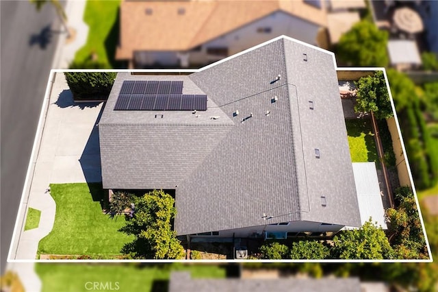 11685 Lakia Dr, Cypress, CA 90630 - aerial view of property and surrounding area featuring property boundaries highlighted