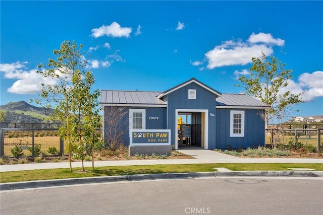 1281 Windmill Rd, Rancho Mission Viejo, CA 92694 - view of property with a mountain view