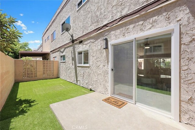 931 W Duarte Rd Unit 6, Arcadia, CA 91007 - fenced backyard with a patio area