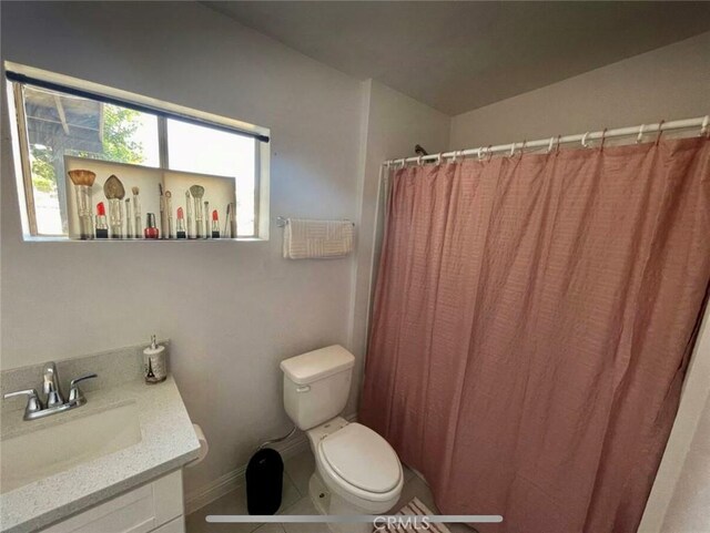 10945-10953 Campbell Ave, Riverside, CA 92505 - full bath with vanity, tile patterned flooring, and a shower with curtain